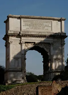 Die Archäologie des römischen Kaisers Vespasian, der 81 n.Chr., in Rom errichtete und nach seinem Sohn Titus benannt wurde, ist eines der bekanntesten Denkmale Roms: die Porta Triumphalis (Triumphsportal) im Zentrum von Neapel