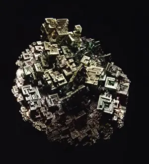 Studio Shot Of Minerals Drucke: Artificial bismuth crystals