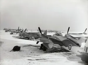 Luftfahrt Drucke: De Havilland DH 98 Moskito FB 6