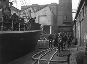 Historical Firefighting Equipment Drucke: B Division training exercise, London Docks