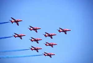 Rote Pfeile Drucke: Bae-Systeme Hawk der Royal Air Force, Red Arrows und Formation mit Tornado