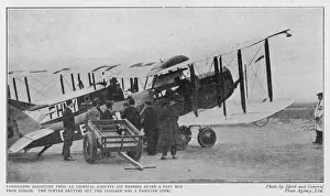 Vintage Airport Scenes UK Drucke: Baggage at Croydon