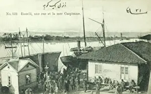 Drucke von Bandar-e Anzali (Bandar-e Pahlavi) – ein Hafenort am Kaspischen Meer im iranischen ProvinzGilangegen Rasth in Irankurze Szenen des Hafens.Datum: um 1910 Verwandte Bilder Drucke: Bandar-e-Anzalí, Iran