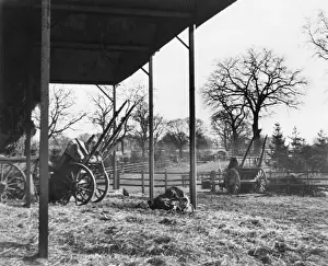 British Farming History Drucke: Barn and Carts