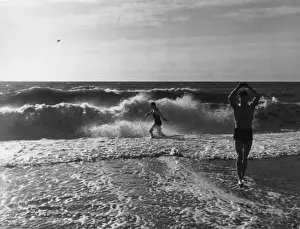 Travel Photography Beach Scenes Drucke: Beach Couple