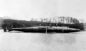 Royal Navy Submarines Drucke: Beached Submarine