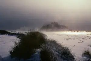 Cornish Seaside Drucke: Blizzard over St Michaels Mount, Cornwall