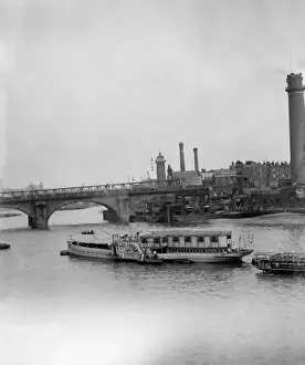 Showboot auf dem Thames