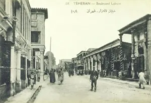 Drucke von Boulevard Lalezar, Teheran, Irak Datum: um die Jahrzehnte 1910 Verwandte Bilder Drucke: Boulevard Lalezar Straße, Teheran, Iran