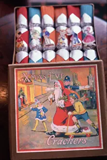 Ein Karton Weihnachtsmünzen