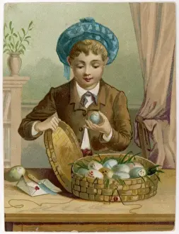 Junge mit einem Korb Eier