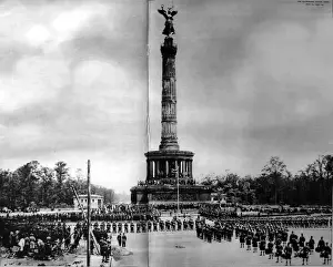 Second World War History Drucke: British Troops Parading in Berlin, Second World War, 1945