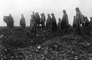 British Troops In France Drucke: British troops watching shelling, Western Front, WW1