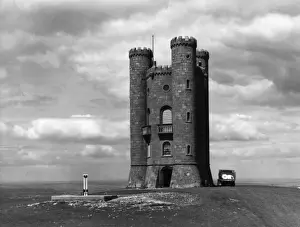 Sunset Over England Drucke: Broadway Tower