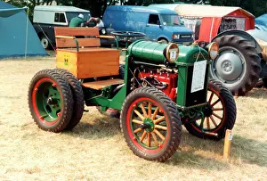 Vintage Tractors Drucke: Buhrer B tractor
