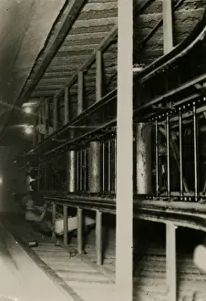 London Underground Construction Drucke: Building Escalators