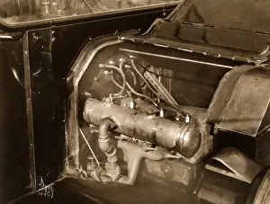 Antique Automobile Pictures Drucke: Car engine