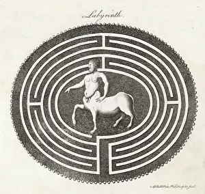 Mythical Creatures Art Drucke: Centaur in Labyrinth