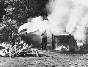 Charcoal Burning Process Drucke: Charcoal Burning