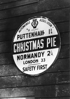 Surrey Village Life Drucke: Christmas Pie