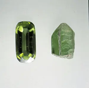 Studio Shot Of Gemstone Drucke: Chrome diopside