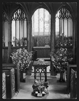 Harvest Festival Decorations Drucke: Church Altar
