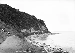 Northern Ireland Coastal Views Drucke: The Cliff Path, Larne