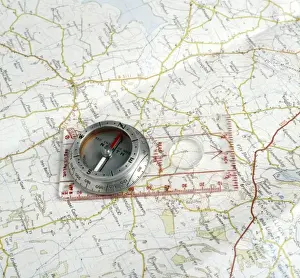 Ordnance Survey Maps Drucke: Compass on a Map