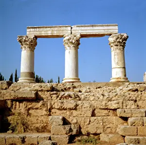 Ancient Greek Temple Ruins Drucke: Corinthian columns
