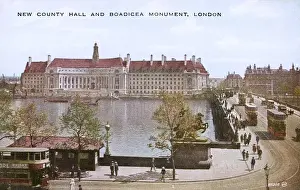 Historical Landmarks In England Drucke: County Hall / Boadicea