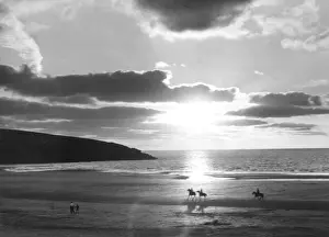 Cornwall Coast Scenery Drucke: Crantock Bay Riders