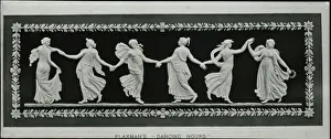 Drucke von Schwarz und Weiß. Die Abbildung zeigt eine Basrelief von sechs Damen, jede hält die Hand der nächsten neben sich und scheint zu tanzen. Dies ist ein Wedgwood-Basrelief, das dem John Flaxman Jr John Flaxman Drucke: Tanzenstunden