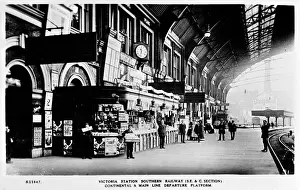 Victorian Era Transport Drucke: Departure platform in Victoria Station, London