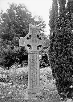 Donaghmore Kreuz, Newry, Ostenfassade