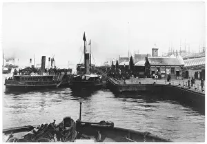 Liverpool Waterfront Scenes Drucke: Ferries at Liverpool