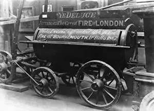 Fire Brigade Equipment Drucke: Fire engine that attended a fire in Bournemouth