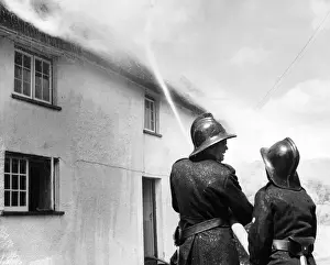 Feuerwehrleute im Einsatz, Exminster, Devon
