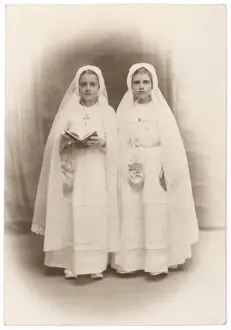 Catholic Tradition Photography Drucke: Two First Communicants