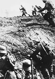 World War 1 Trench Warfare Drucke: German attack WWI