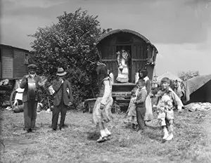 Racial Diversity Images Drucke: Gipsies Dancing