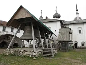Große Glocken am Solowezki-Kloster