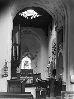 English Medieval Buildings Drucke: Great Offley Chancel