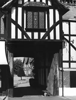 Canterbury Kent England Drucke: Half-Timbered Gateway
