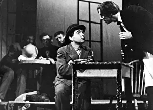 British Actors Of The 60s Drucke: Henry Woolf in Pantagleize