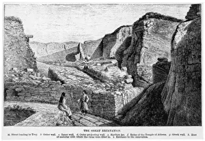Drucke von Ein klares Beispiel für die Ausgrabungstypik von Heinrich Schliemann bei Hissarlik, durchschneidet späteren Besitzniveaus und fehlt den homerischen Funden Heinrich Schliemann Drucke: Die Ausgrabung von Hissarlik (Troja)