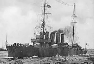Drucke von Die britische Leichtkriegschnitter HMS Birmingham unter dem Kommando von Kapitän Arthur Duff sank die erste deutsche Unterseeboot des Krieges (das U-15). 1914 Seekriegsführung Drucke: Rumpelhajsmarinezüge Birmingham