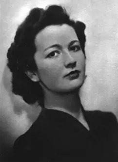 British Aristocracy Photos Drucke: The Hon. Priscilla Brett
