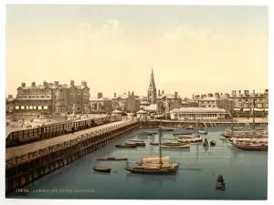 Picturesque Coastal Towns UK Drucke: Inner harbor, Lowestoft, England