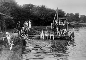 Vintage River Scene Drucke: (insert)