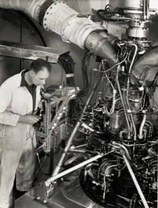 Aircraft Manufacturing Process Drucke: Testing the Gazelle engine